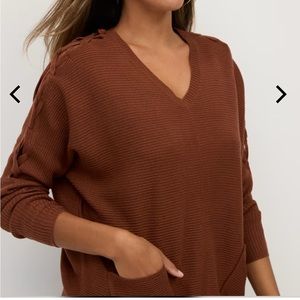 NWT Two-Pocket Cocoon Tunic Sweater by NY&Co; women’s M